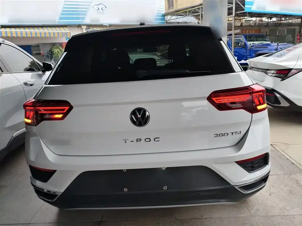 Volkswagen T-Roc 2023 из CN, фото 9