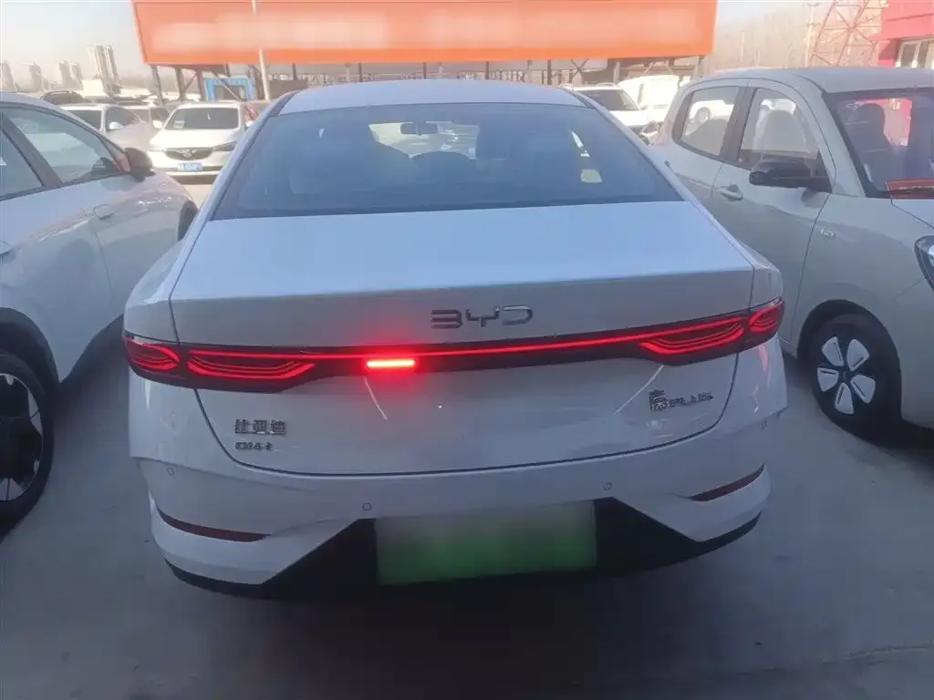 BYD Qin PLUS — фото 5