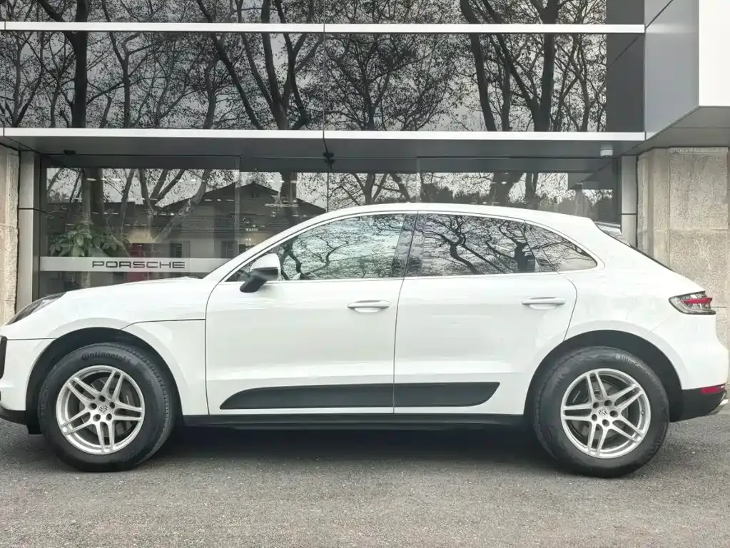 Porsche Macan — фото 10