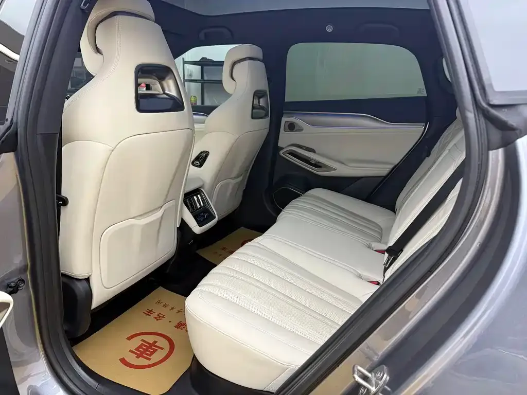 BYD L EV 2025 из CN, фото 8