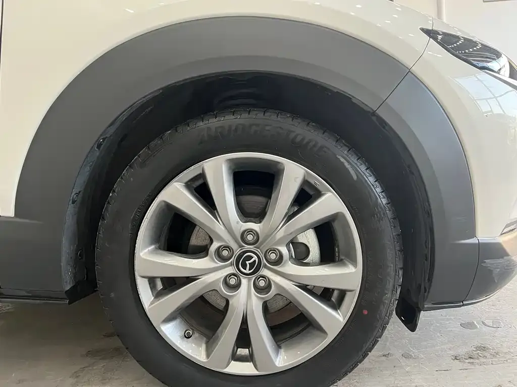 Mazda CX-30 2022 из CN, фото 8
