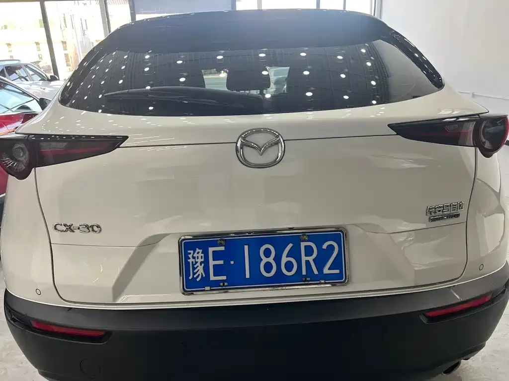 Mazda CX-30 2022 из CN, фото 9