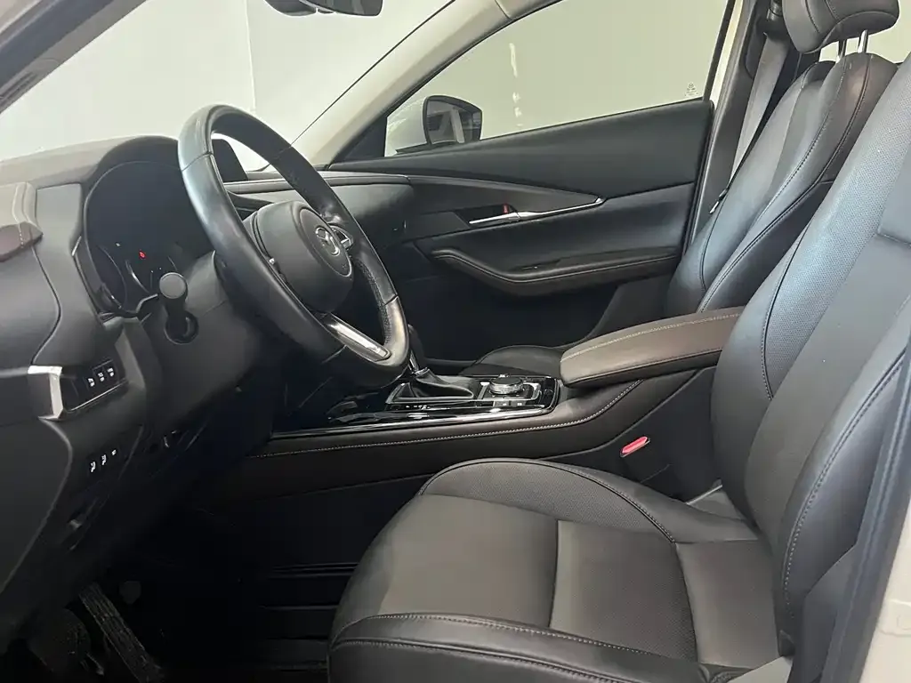 Mazda CX-30 2022 из CN, фото 4