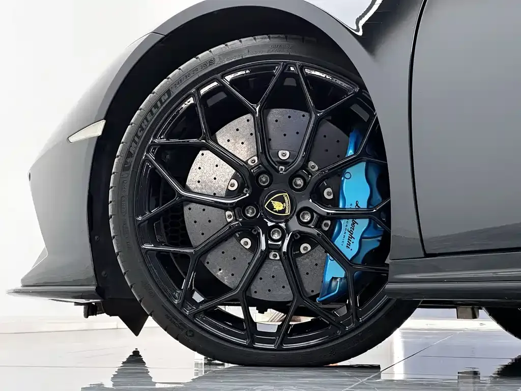 Lamborghini Huracan 2022 из CN, фото 2