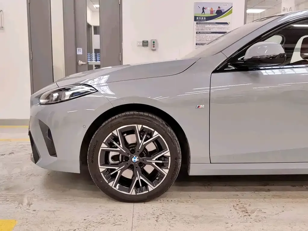 BMW 2 Series 2025 из CN, фото 6