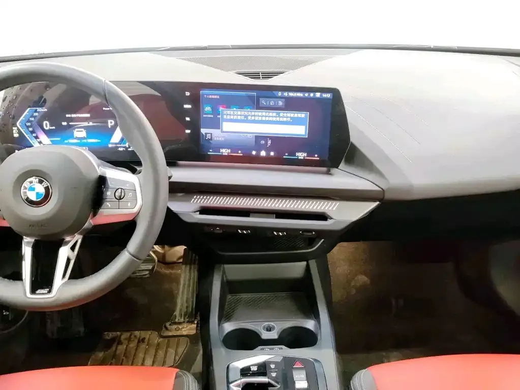 BMW 2 Series 2025 из CN, фото 4