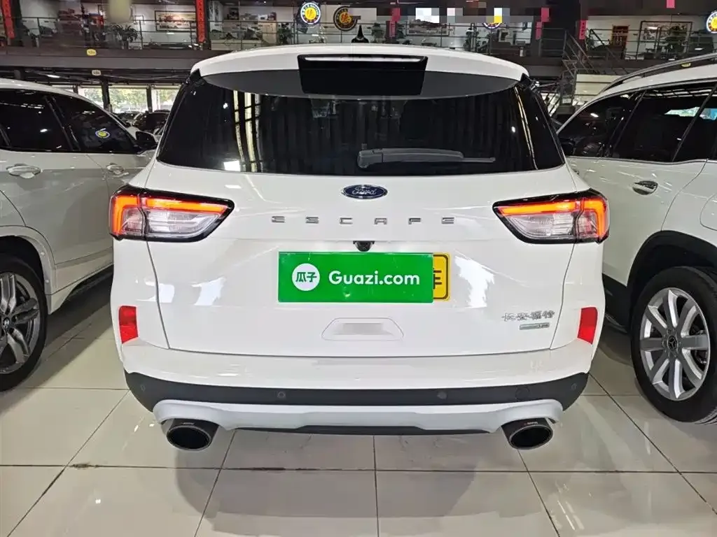 Ford Escape 2023 из CN, фото 9