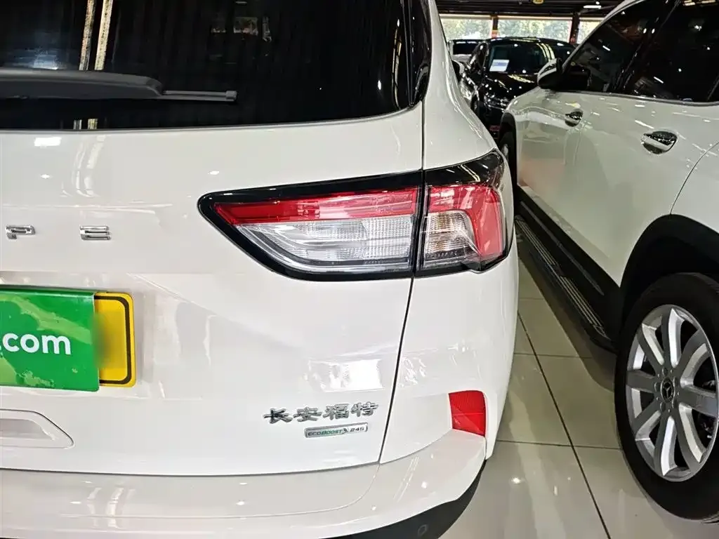 Ford Escape 2023 из CN, фото 10