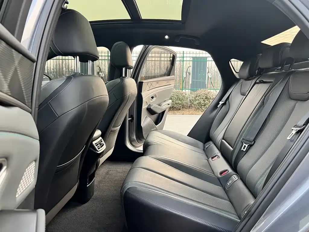 BYD Qin L 2025 из CN, фото 10