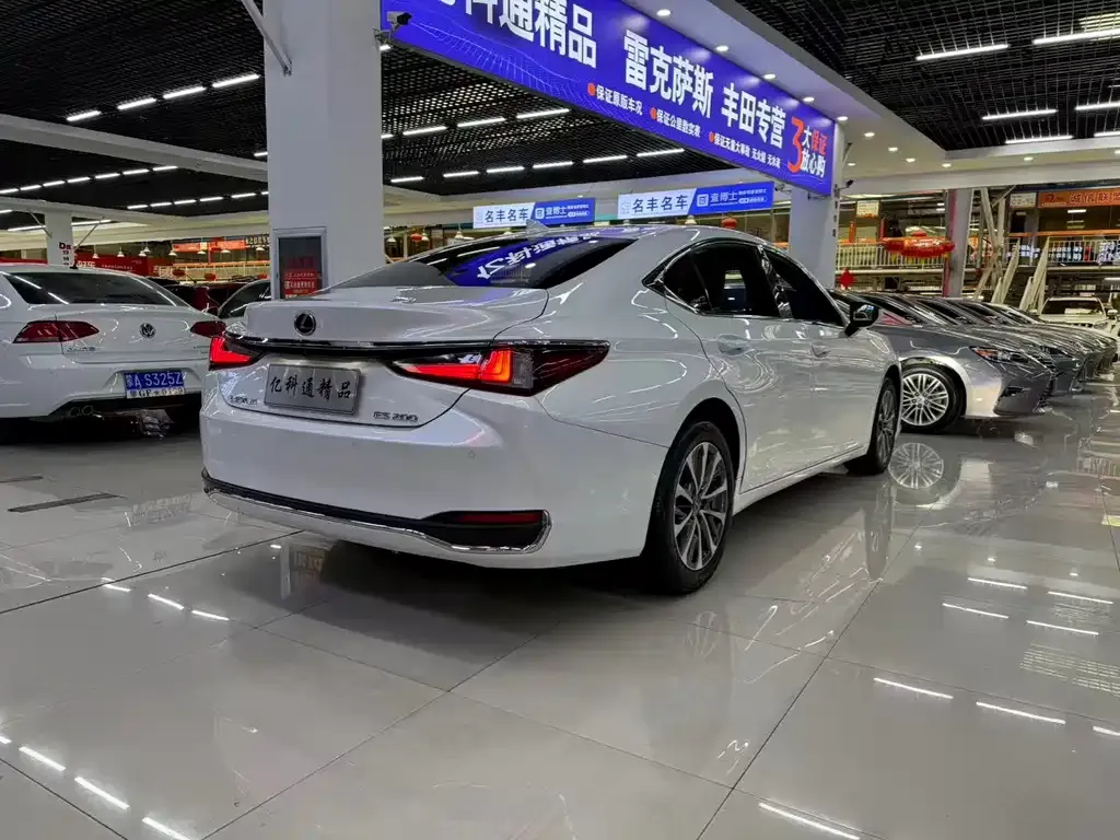 Lexus ES 2024 из CN, фото 7