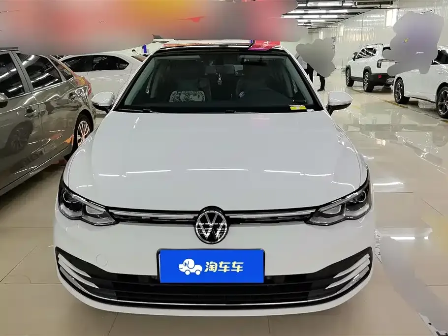 Volkswagen Golf 2024 из CN, фото 9