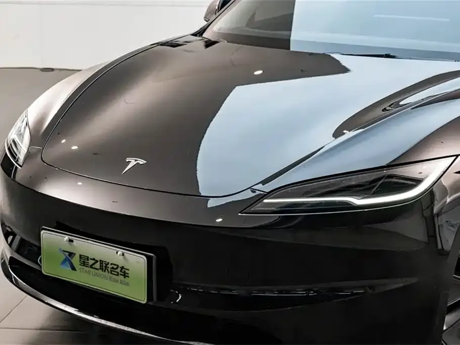 Tesla Model 3 2023 из CN, фото 2