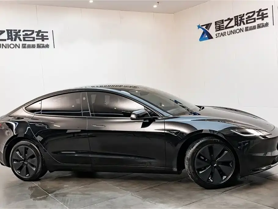 Tesla Model 3 2023 из CN, фото 9