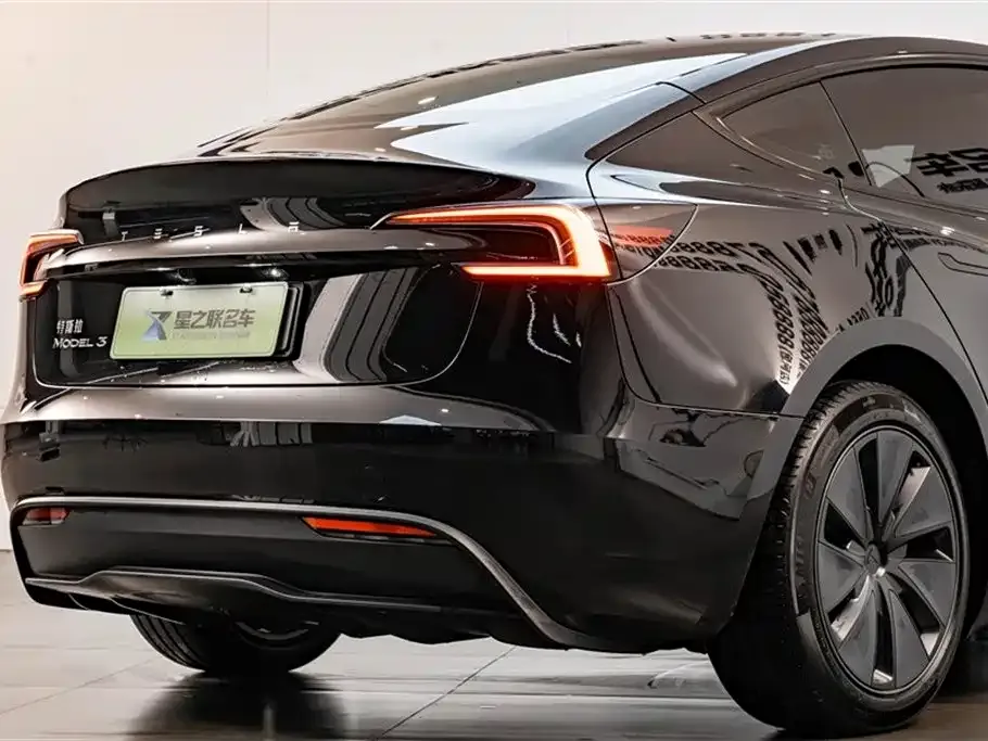 Tesla Model 3 2023 из CN, фото 10
