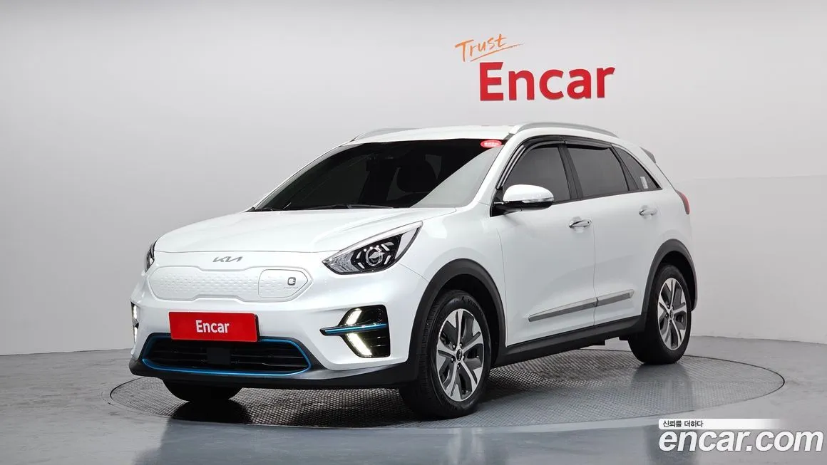 Kia Niro — фото 1