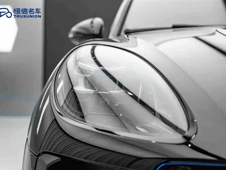 Porsche Macan 2021 из CN, фото 5