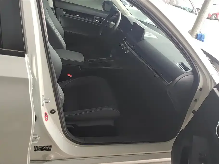 Honda Civic — фото 10