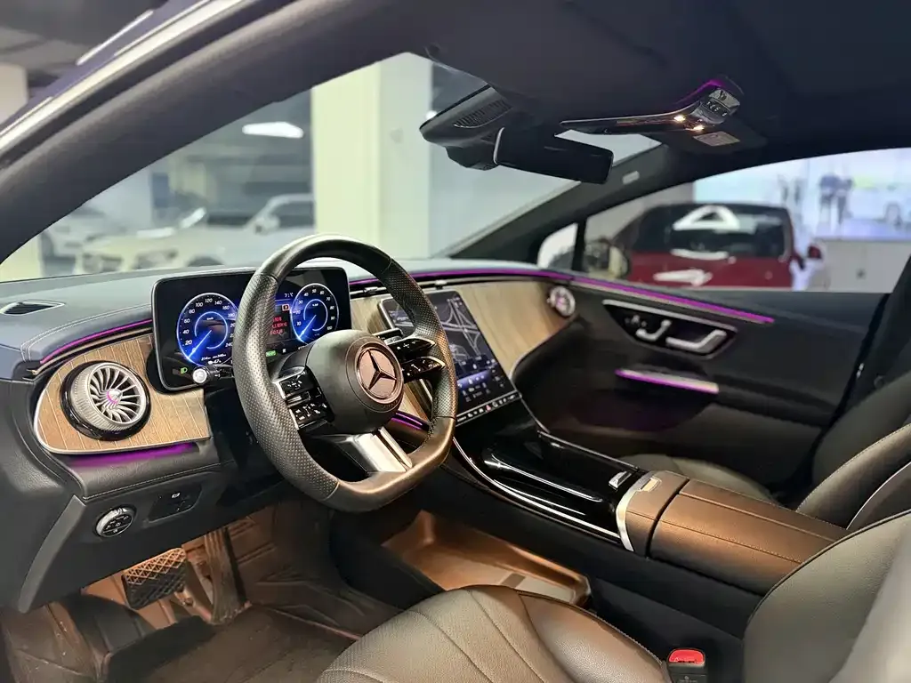 Mercedes-Benz EQE 2024 из CN, фото 3