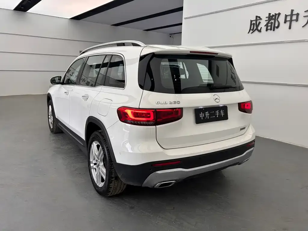 Mercedes-Benz GLB 2023 из CN, фото 8