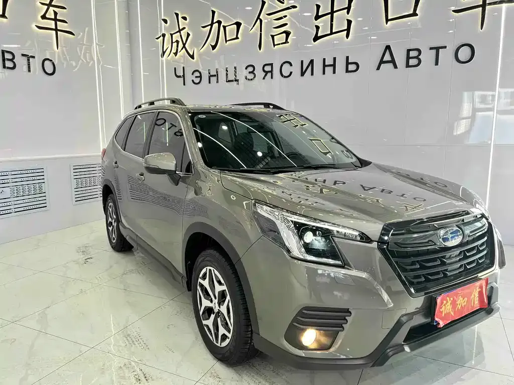 Subaru Forester — фото 2