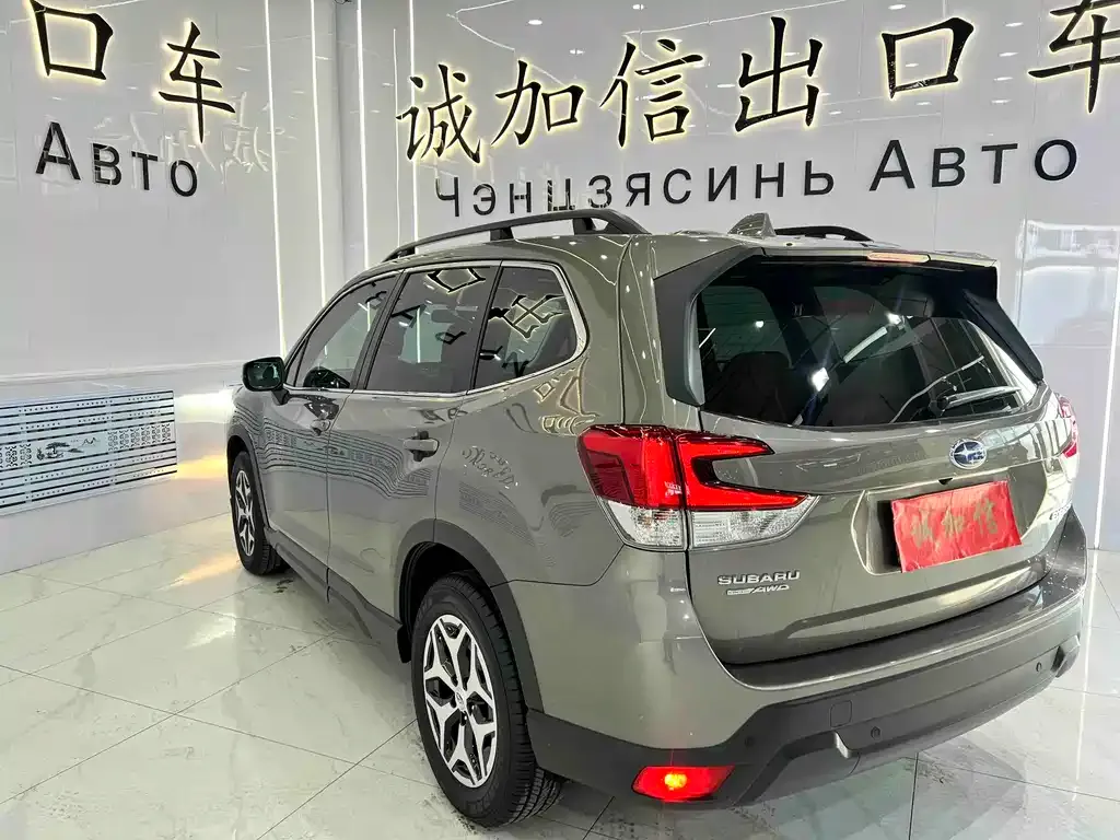 Subaru Forester — фото 6