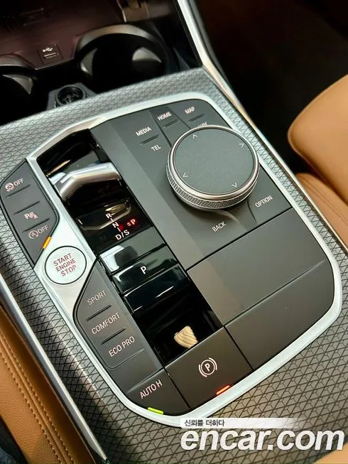 BMW 3-Series 2023 из KR, фото 9