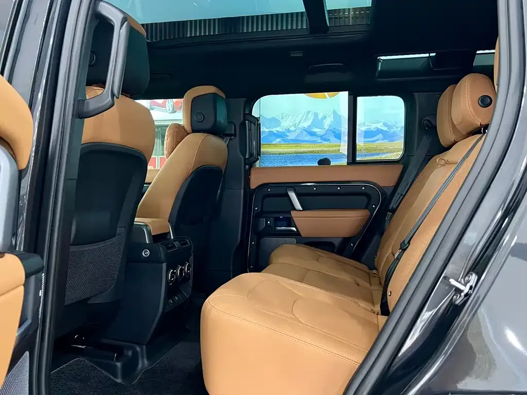 Land Rover Defender 2024 из CN, фото 4