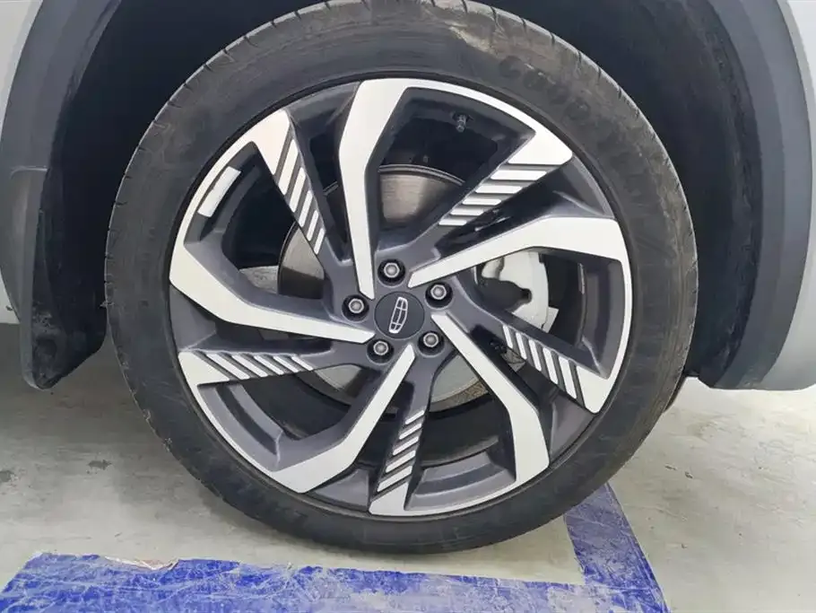 Geely Xingyue L 2024 из CN, фото 9