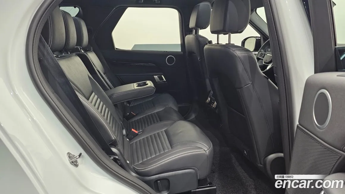 Land Rover Discovery 2025 из KR, фото 8