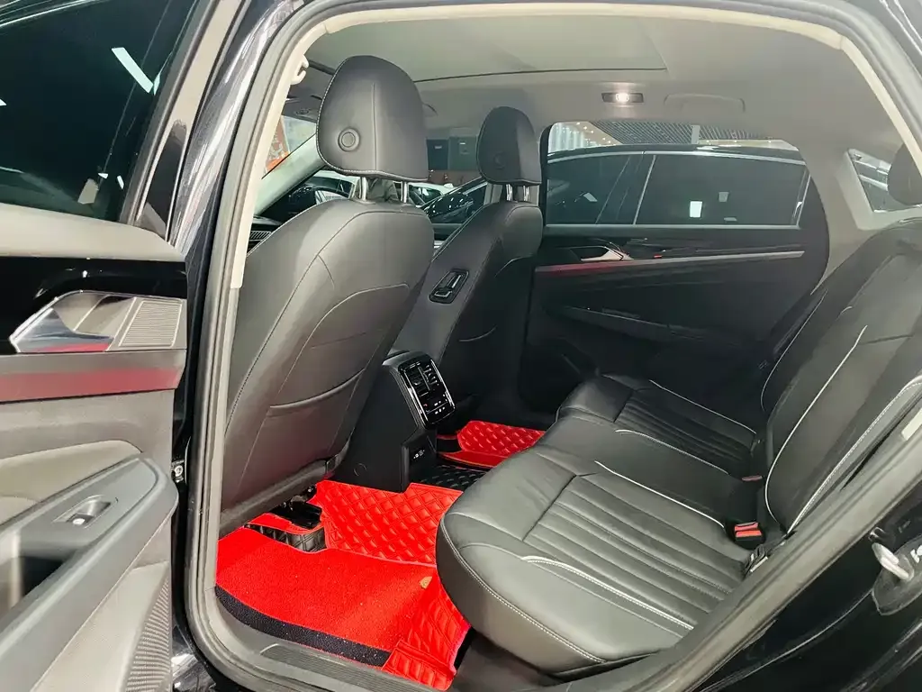 Volkswagen Passat — фото 2