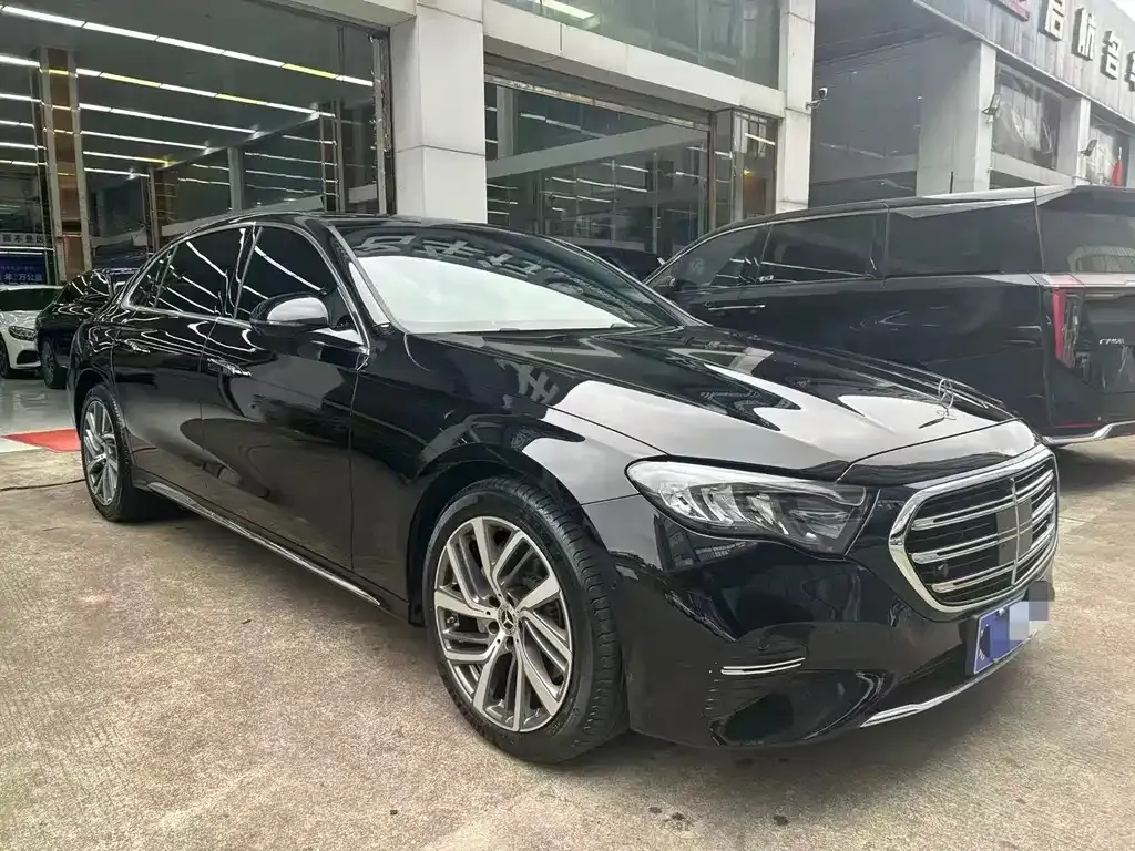 Mercedes-Benz E-Class 2025 из CN, фото 3
