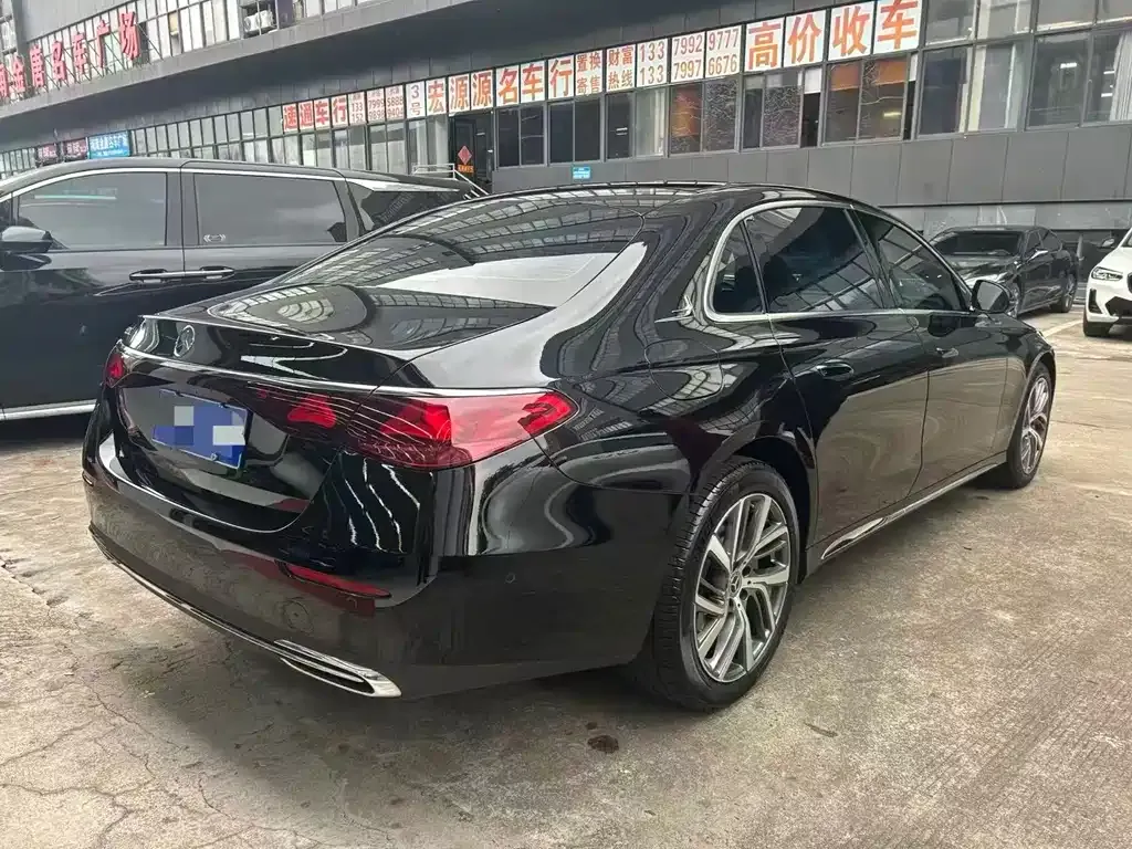 Mercedes-Benz E-Class 2025 из CN, фото 5