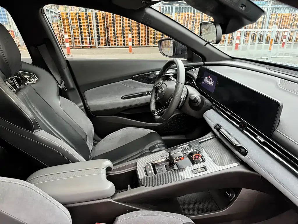 GAC Motor Shadow Leopard — фото 6
