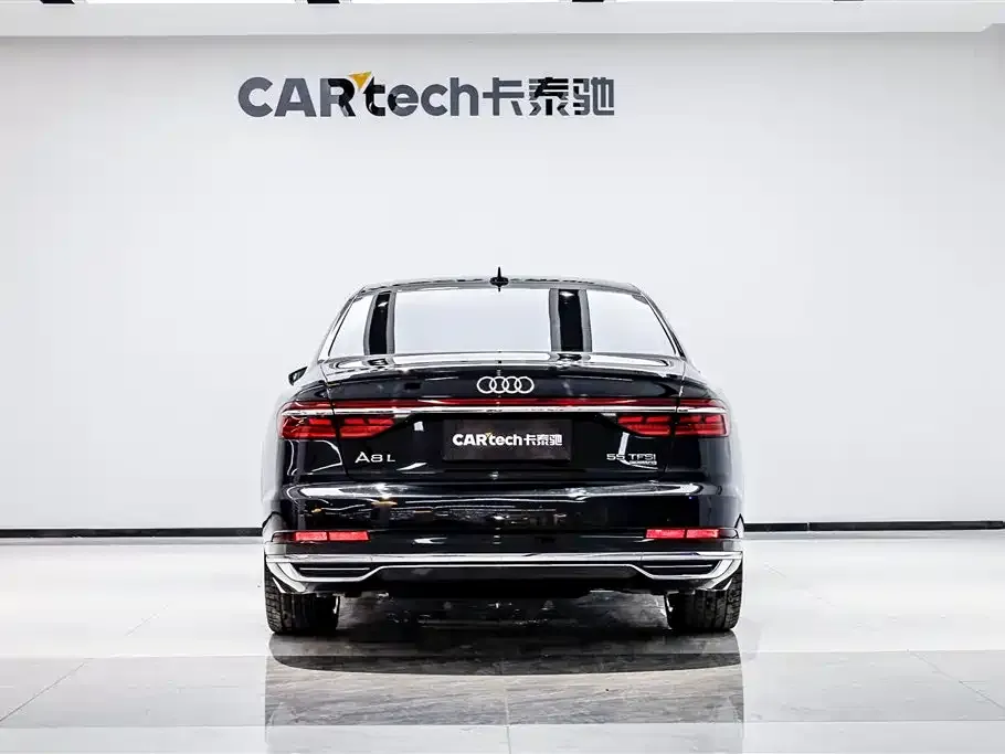 Audi A8 2022 из CN, фото 4