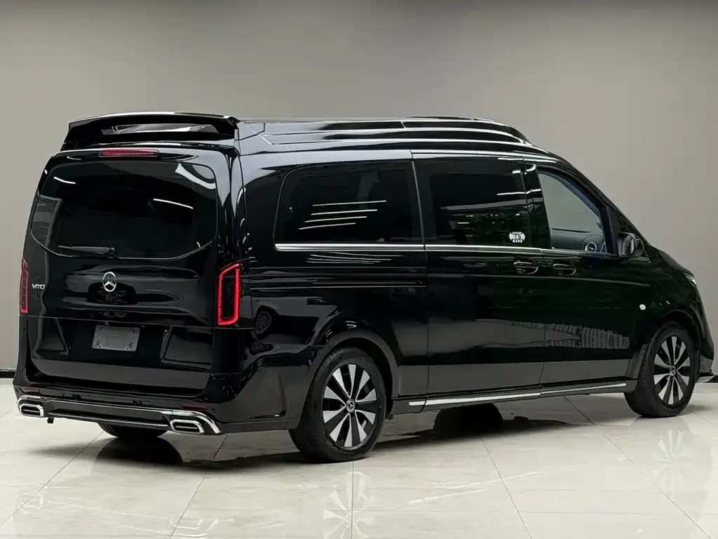 Mercedes-Benz Vito 2023 из CN, фото 7
