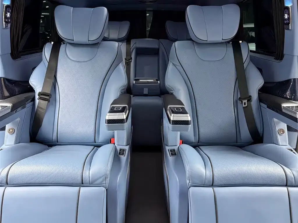 Mercedes-Benz Vito 2023 из CN, фото 4