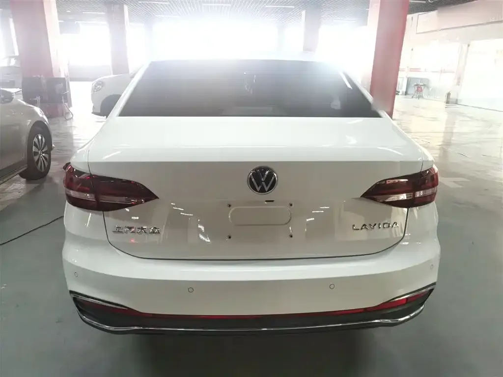 Volkswagen Lavida 2024 из CN, фото 3