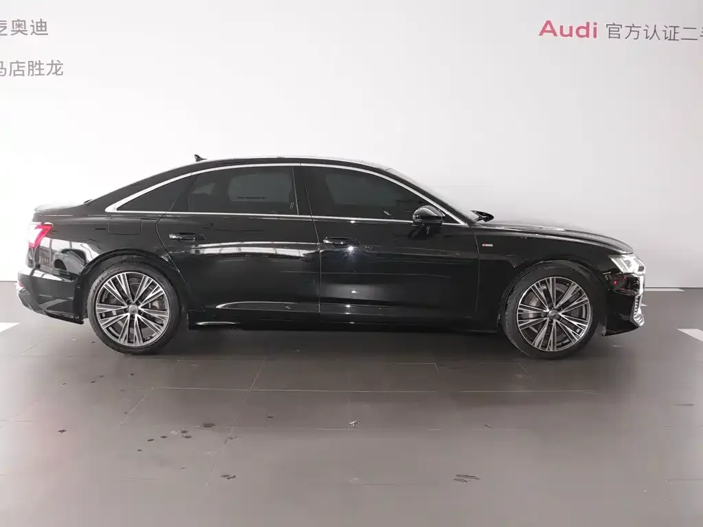 Audi A6L — фото 9