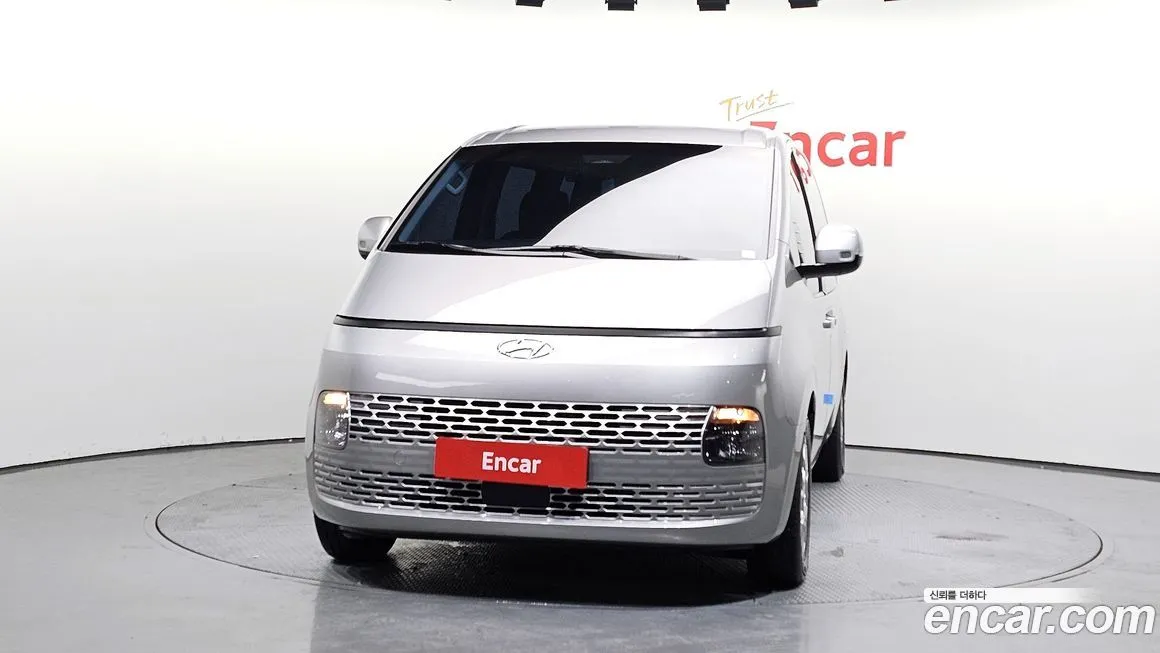 Hyundai Staria — фото 3