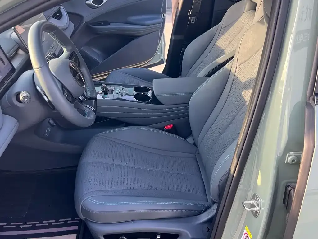 BYD Seal 06GT — фото 9