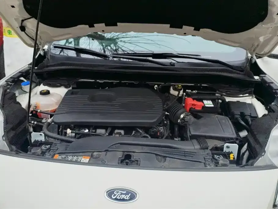 Ford Escape 2021 из CN, фото 6