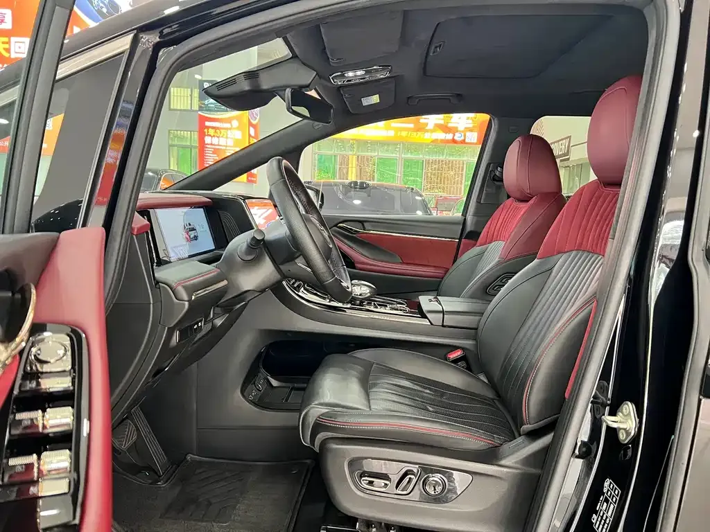 GAC Motor Trumpchi M8 — фото 9
