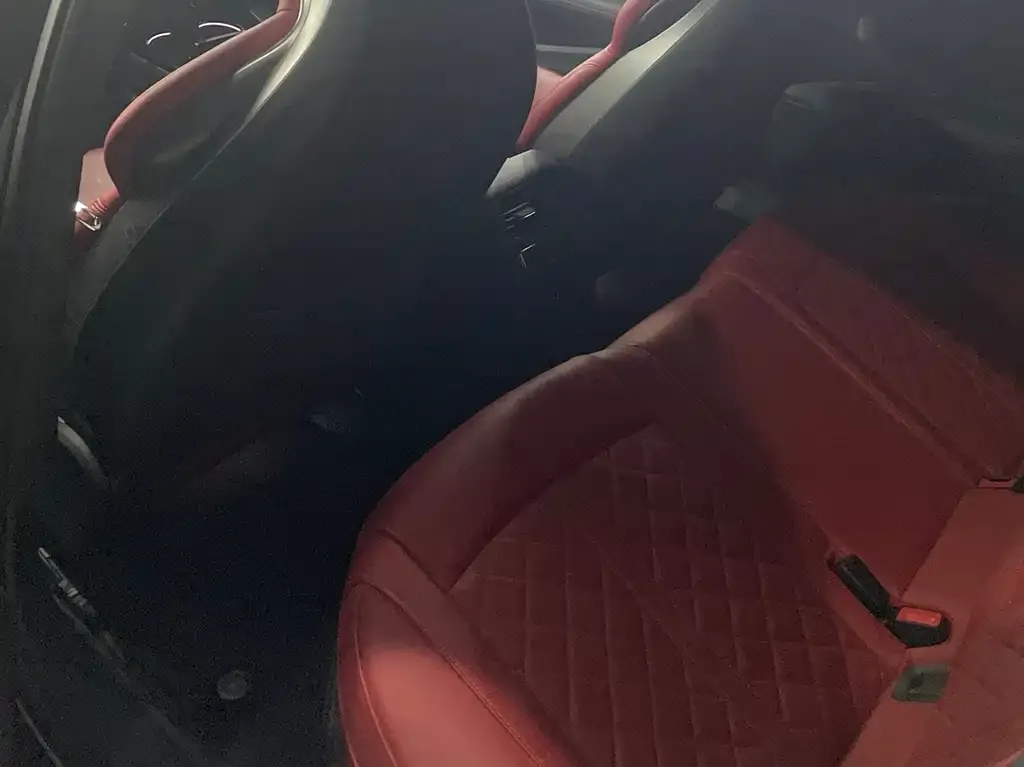 Audi S4 2024 из CN, фото 3