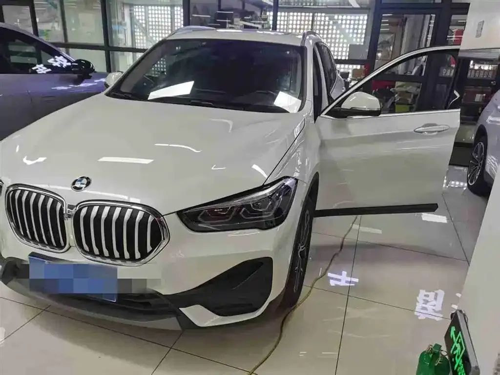 BMW X1 2021 из CN, фото 1