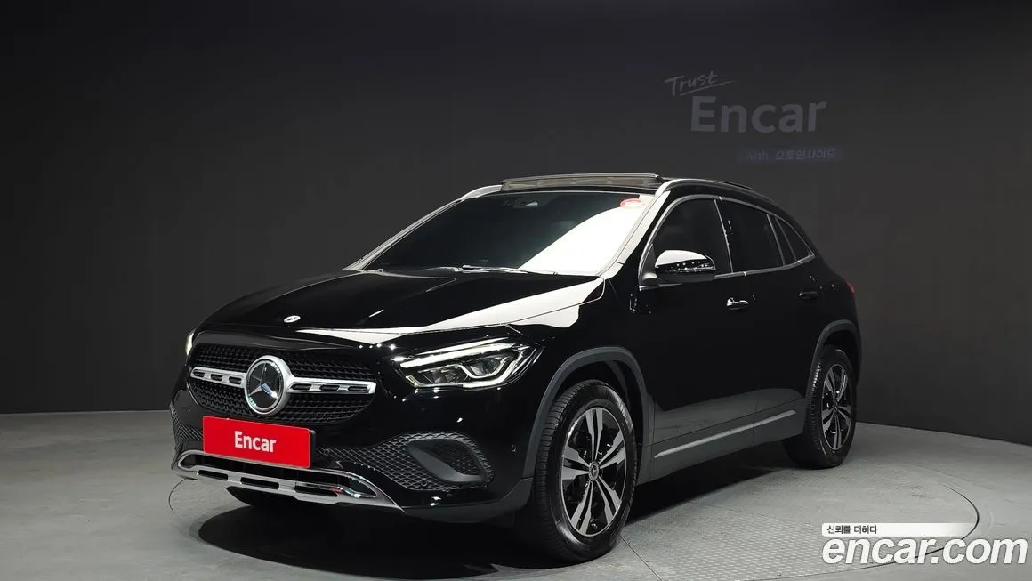 Mercedes-Benz GLA-Class