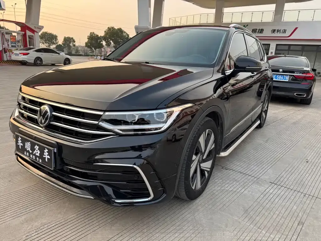 Volkswagen Tiguan L 2023 из CN, фото 1