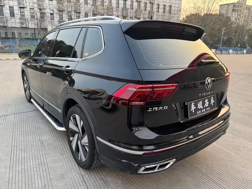 Volkswagen Tiguan L 2023 из CN, фото 9