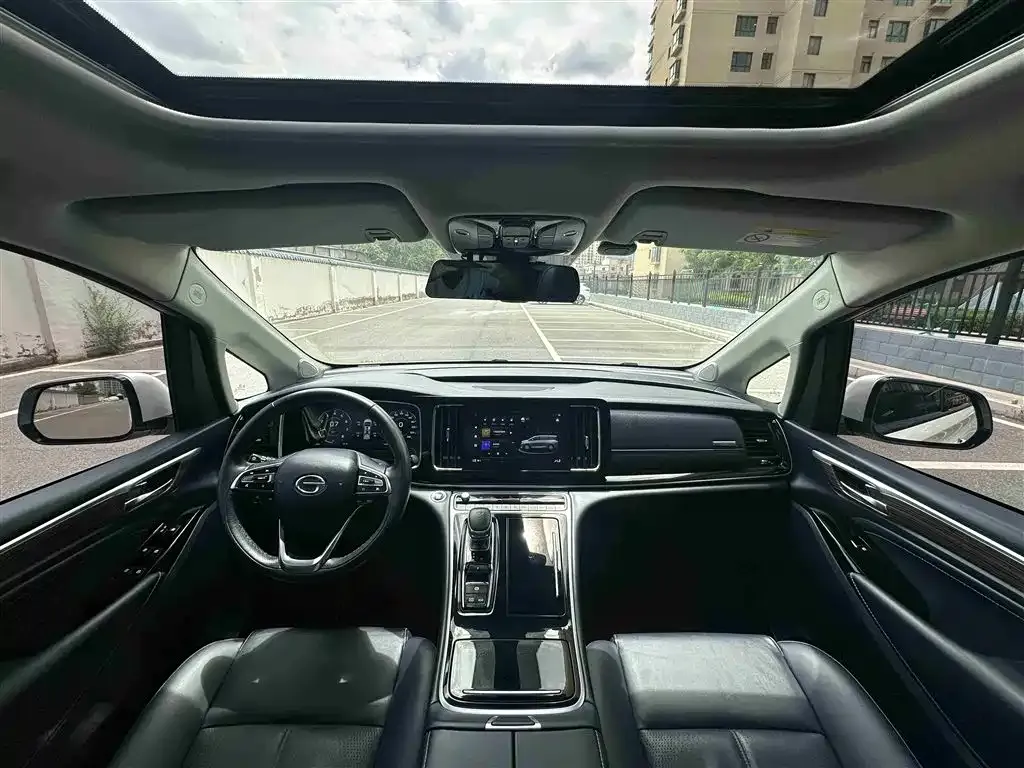 GAC Motor Trumpchi M8 — фото 10
