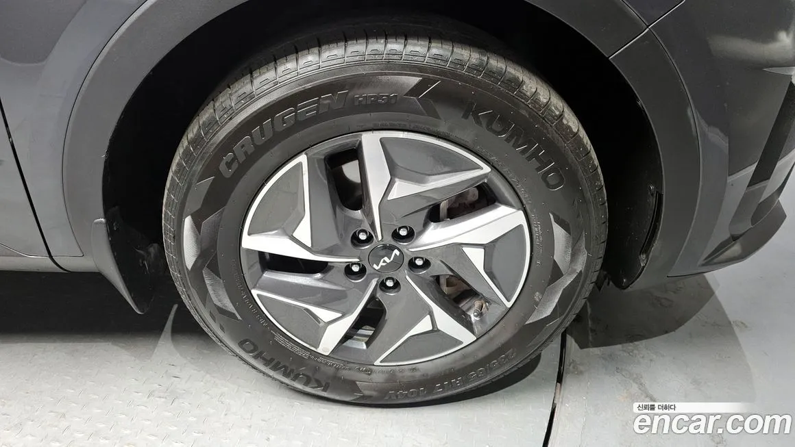 Kia Sorento — фото 9