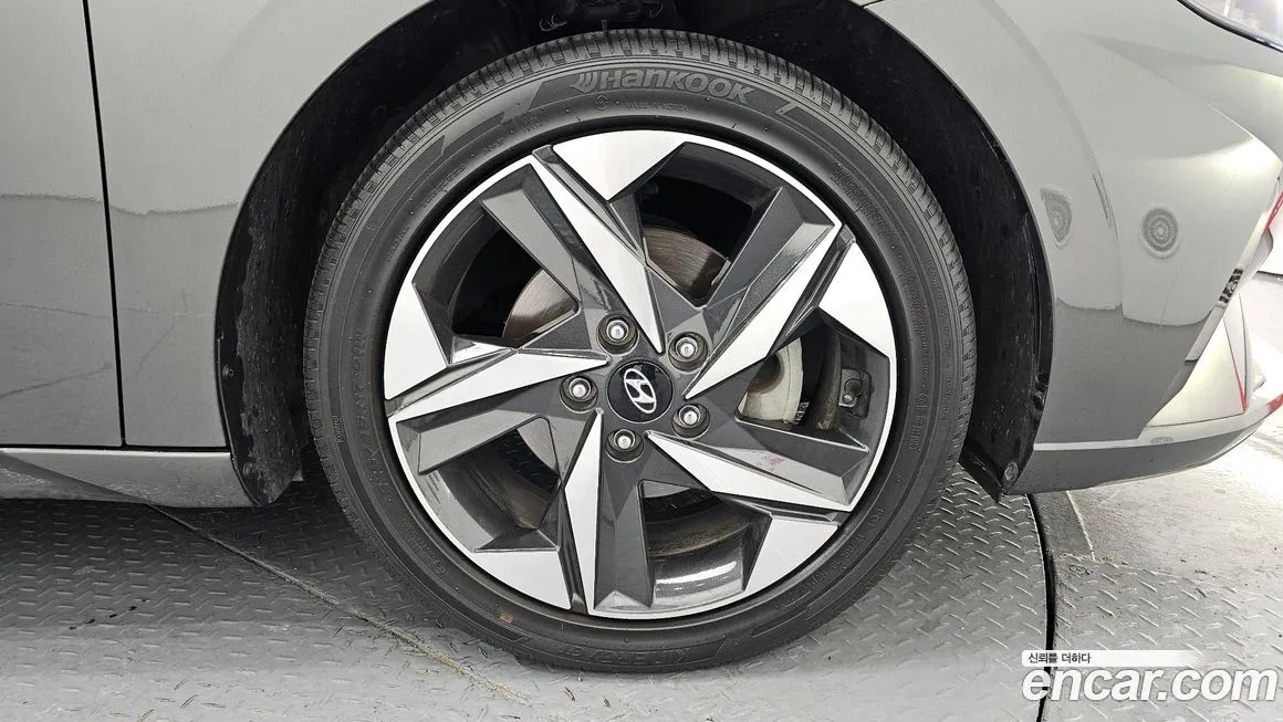 Hyundai AVANTE — фото 10